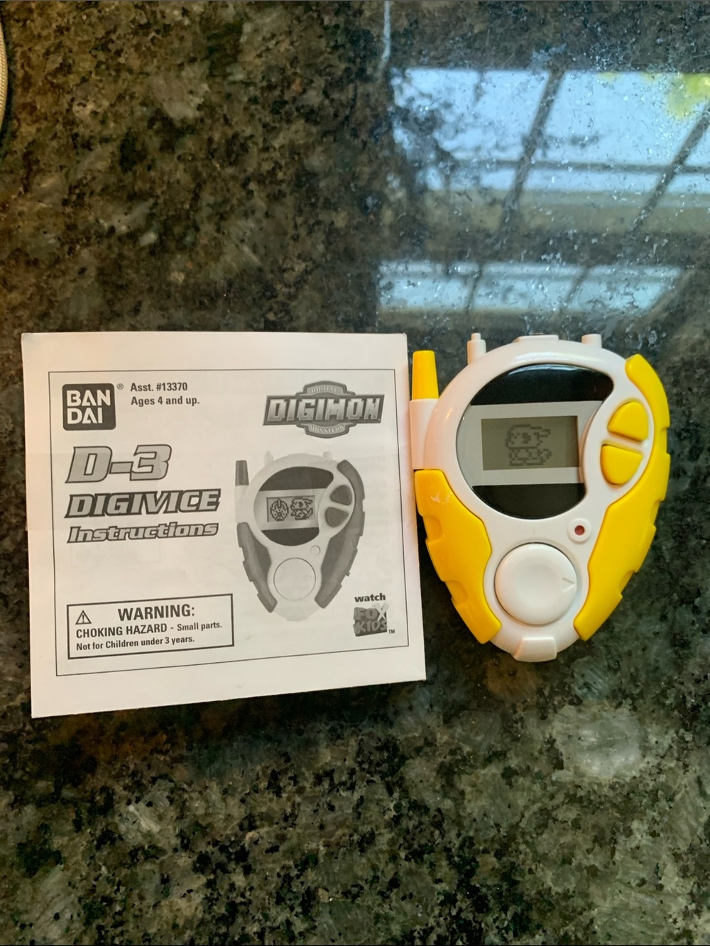 Collectible Vintage 2000 Digivice D-3 Electronic Virtual Pet - Yellow